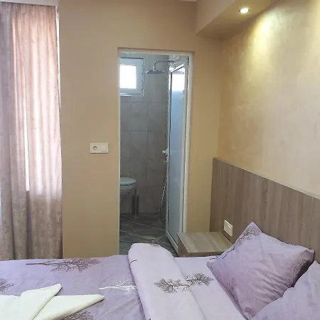 Къща За Гости Оазис ゲストハウス