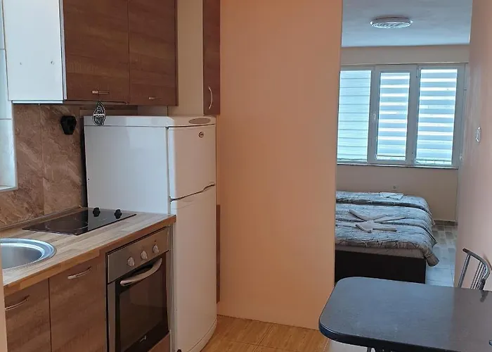 Къща За Гости Оазис Penzion Pomorie