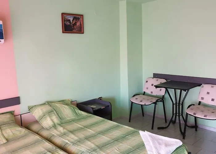 Къща За Гости Оазис Penzion Pomorie