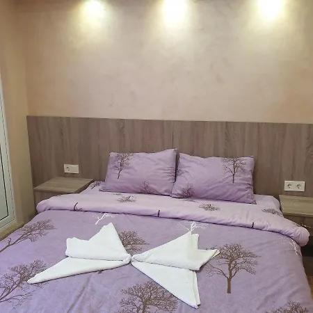 Къща За Гости Оазис 招待所 *