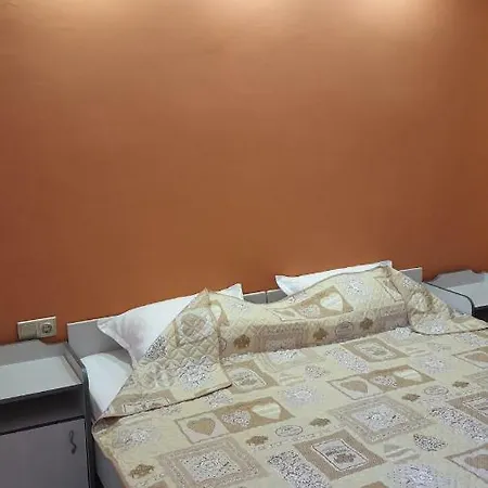 Къща за гости Оазис * Поморие