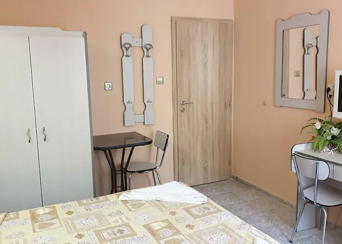 Къща За Гости Оазис * Pomorie