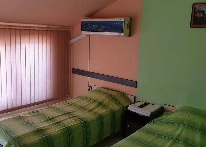 Къща За Гости Оазис Penzion *